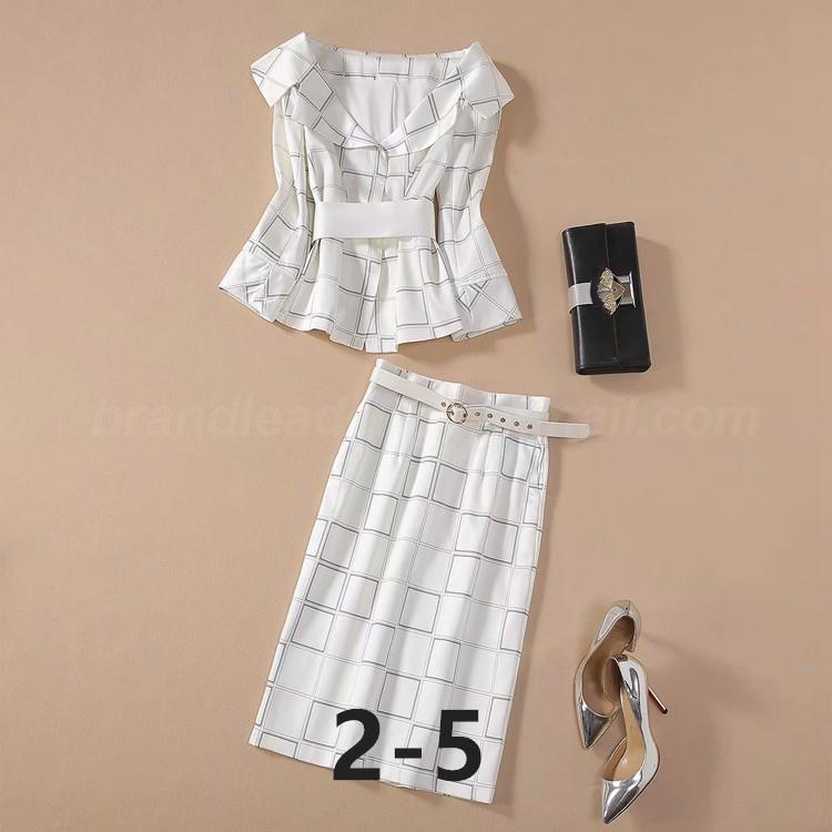 Chanel Women's Dress 69